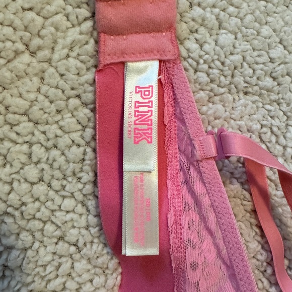 Victoria’s Secret Pink push up bra - Picture 2 of 5